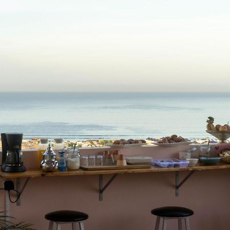 Monkey'S Guest House - Ocean View Rooms & Apartment With Rooftop Tamraght Exterior foto