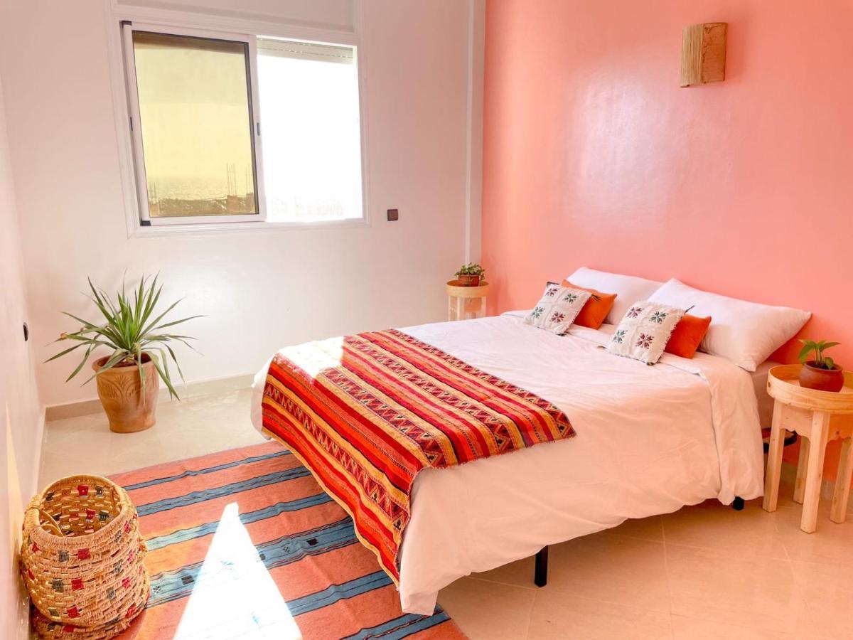 Monkey'S Guest House - Ocean View Rooms & Apartment With Rooftop Tamraght Exterior foto