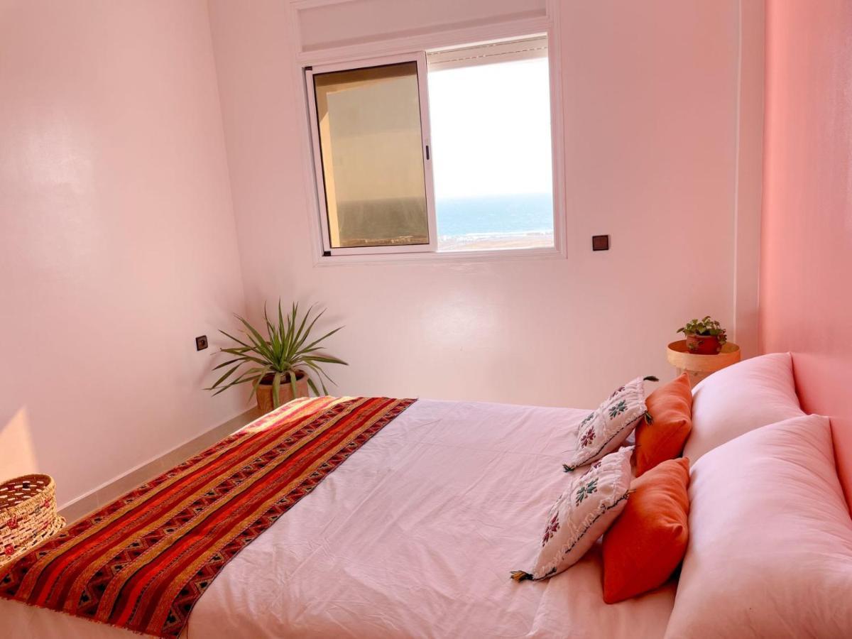Monkey'S Guest House - Ocean View Rooms & Apartment With Rooftop Tamraght Exterior foto