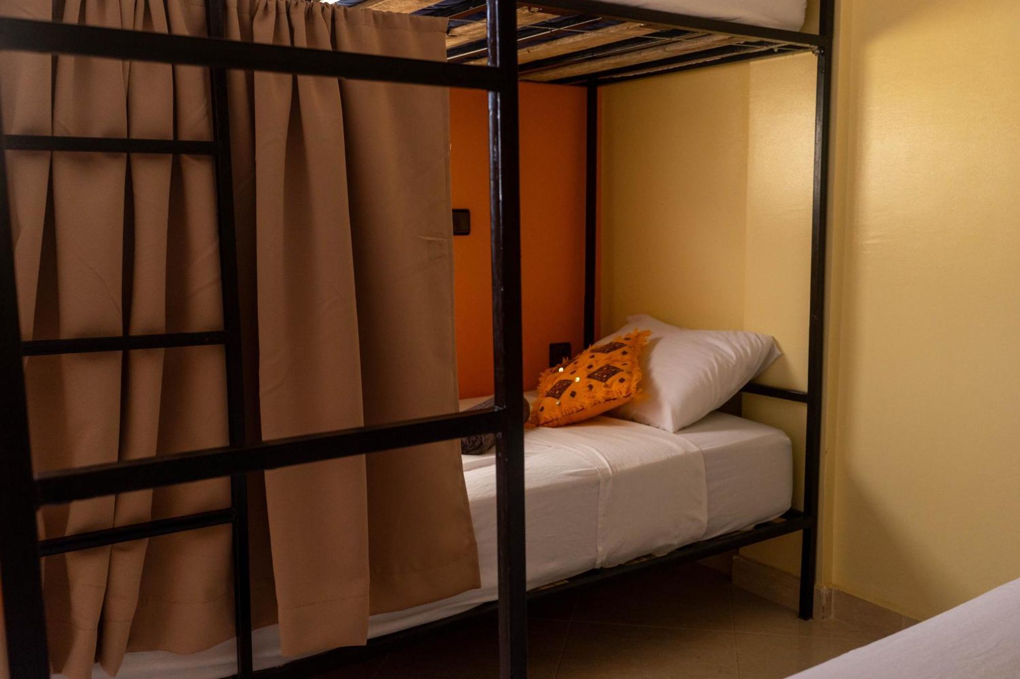 Monkey'S Guest House - Ocean View Rooms & Apartment With Rooftop Tamraght Exterior foto