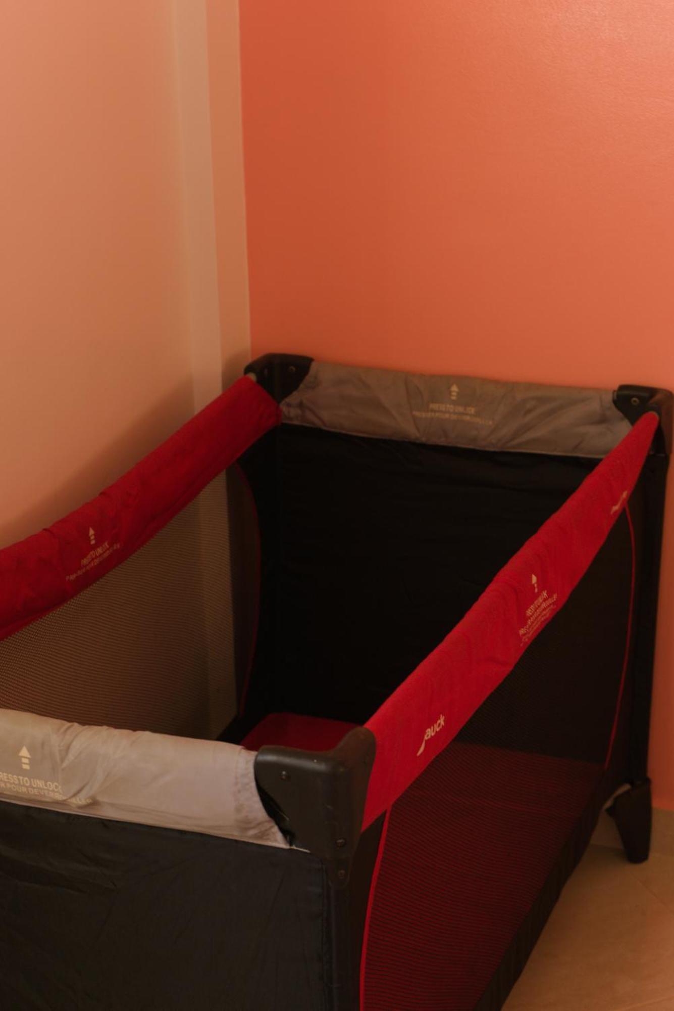 Monkey'S Guest House - Ocean View Rooms & Apartment With Rooftop Tamraght Exterior foto